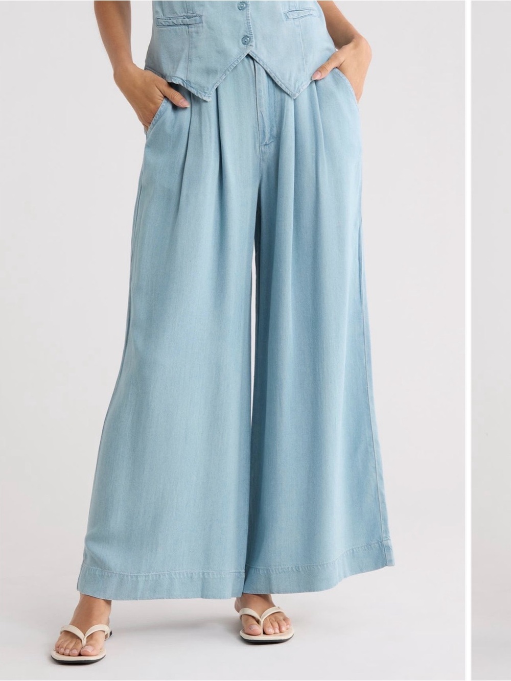 YFB (Young Fabulous & Broke) Chambray Wide Leg Cropped Pants | Size Medium